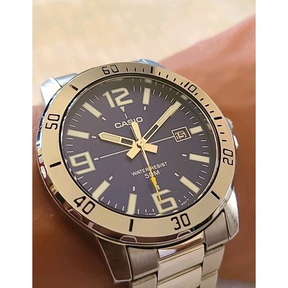 Casio MTP-VD01D-2B Enticer Series Blue Dial Stainless Steel Men Watch Needs Batt - Picture 1 of 8